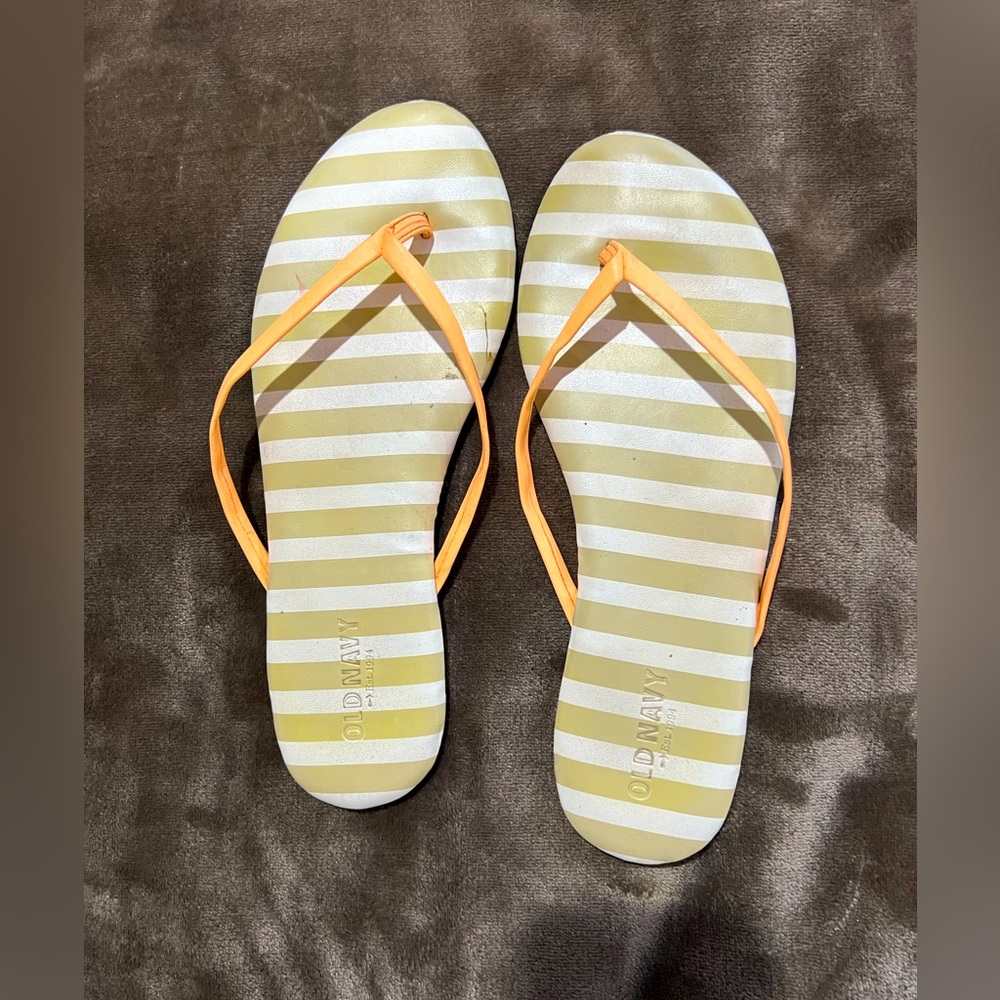 Old Navy sandals